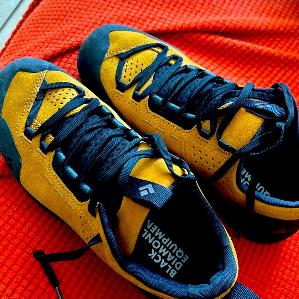 Black Diamond Technician Leather Approach Shoes in Amber Men’s Size 8